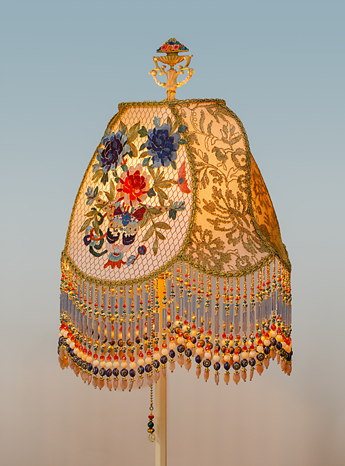 lamp base detail