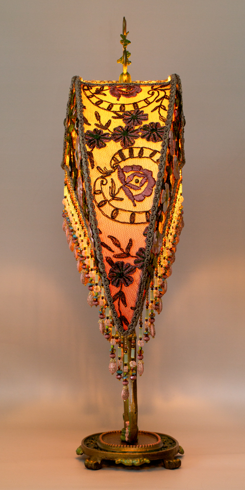 lamp base detail